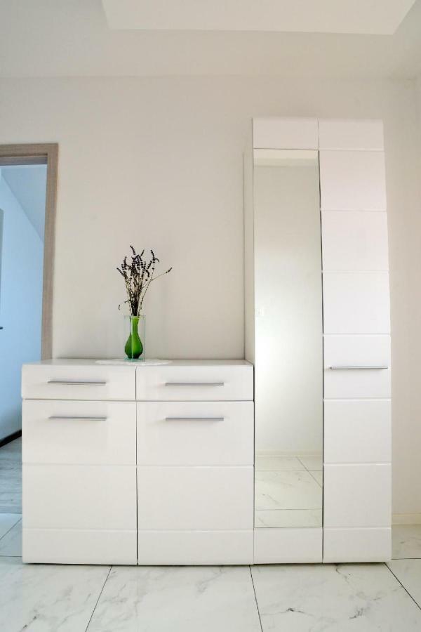 Apartment Olive Jovici  Экстерьер фото